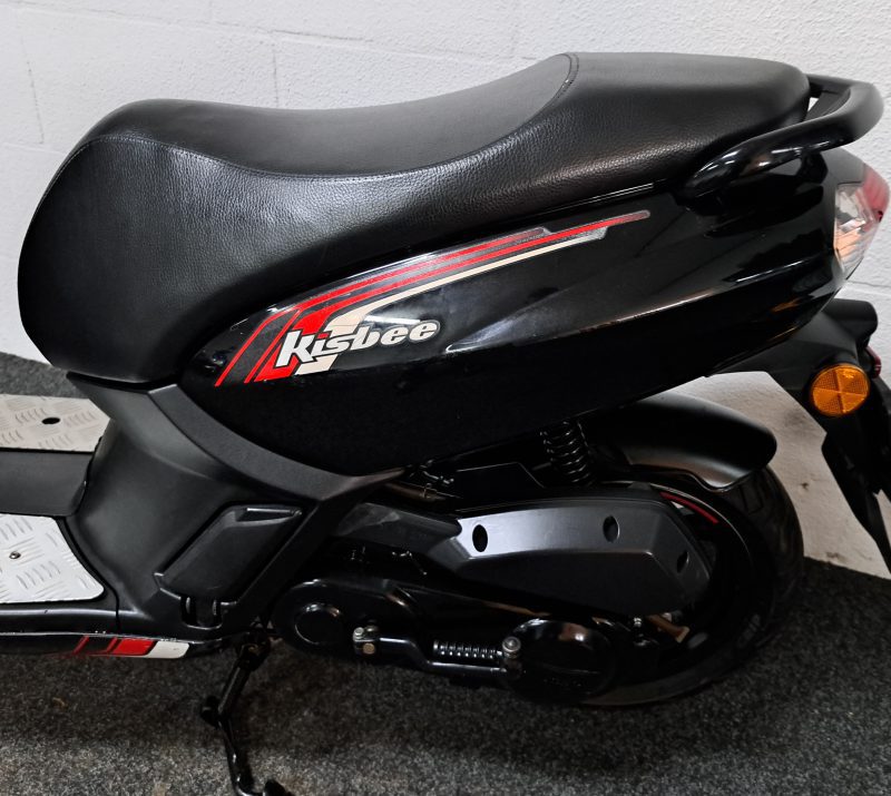 Peugeot Kisbee bromscooter zwart/rood - Afbeelding 2