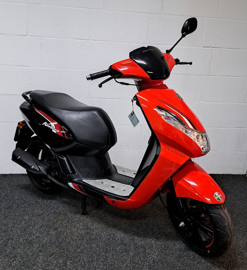 Peugeot Kisbee bromscooter zwart/rood - Afbeelding 8